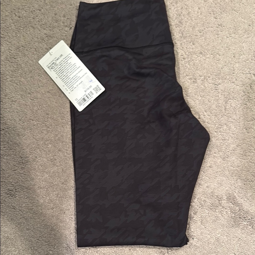 Lululemon Wunder Train HR Tight 25”